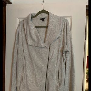 Banana Republic Gray Women’s Zippered Sweater.